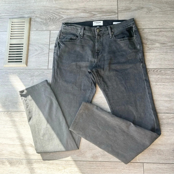 Frame L'HOMME SKINNY JEAN in Black Wash - Picture 2 of 12